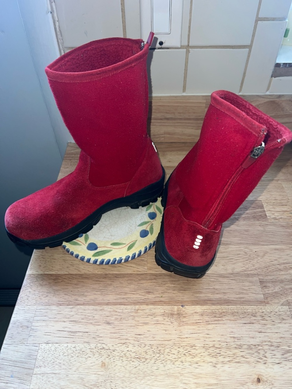 Red Suede Mid-Calf Winter Boots - Picture 2 of 8